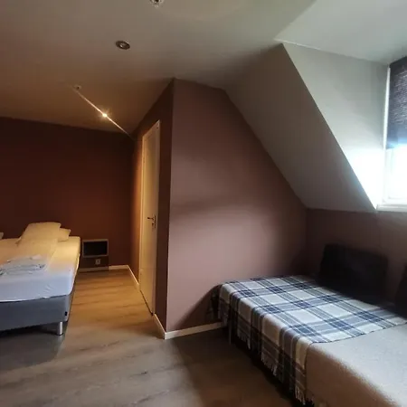 Penthouse Apartment *